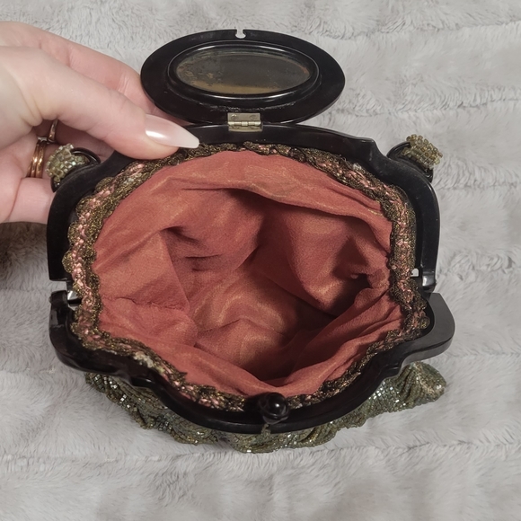 Rare Vintage 1920s Flapper Purse with Bakelite Opening. - Picture 5 of 9